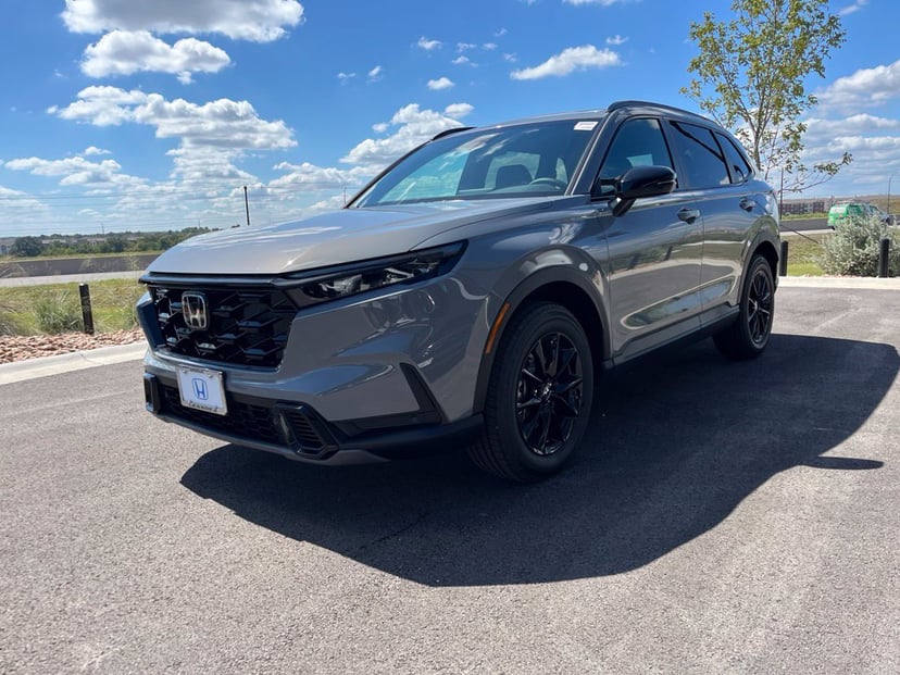 2027 Honda CR-V - Image 1