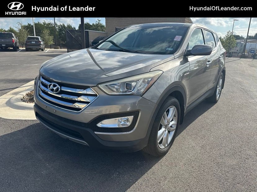 2013 Hyundai Santa Fe - Image 2