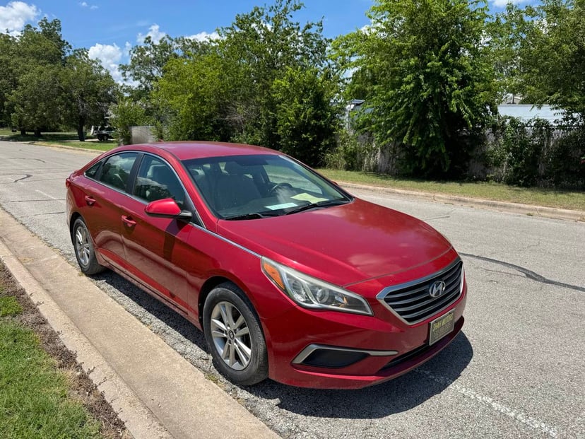 2017 Hyundai Sonata - Image 1