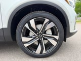 2026 Volvo XC40 - Preview 6