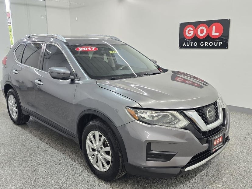 2017 Nissan Rogue - Image 1