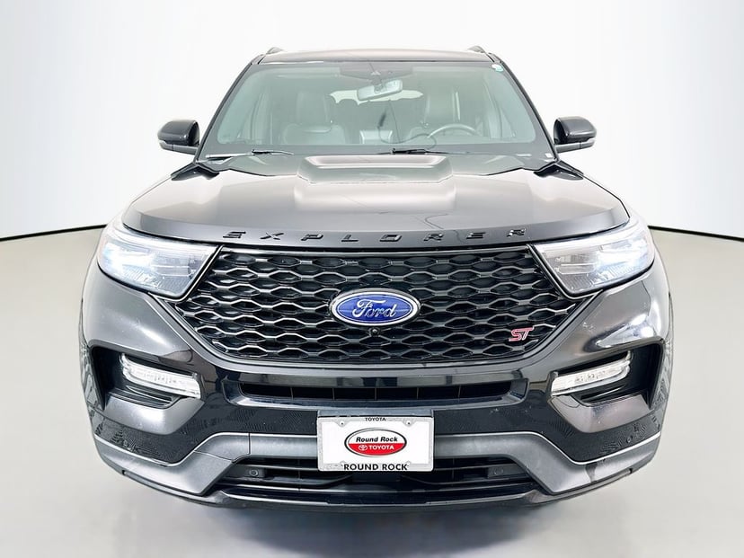 2023 Ford Explorer - Image 2