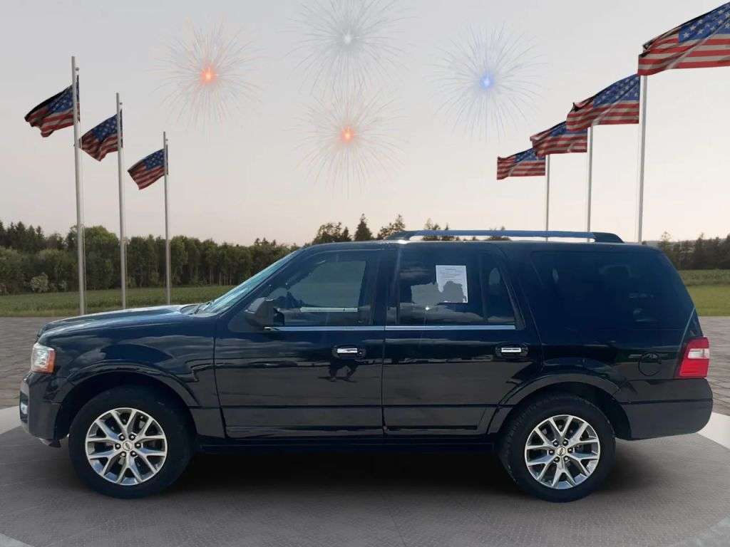 2016 Ford Expedition - Image 2