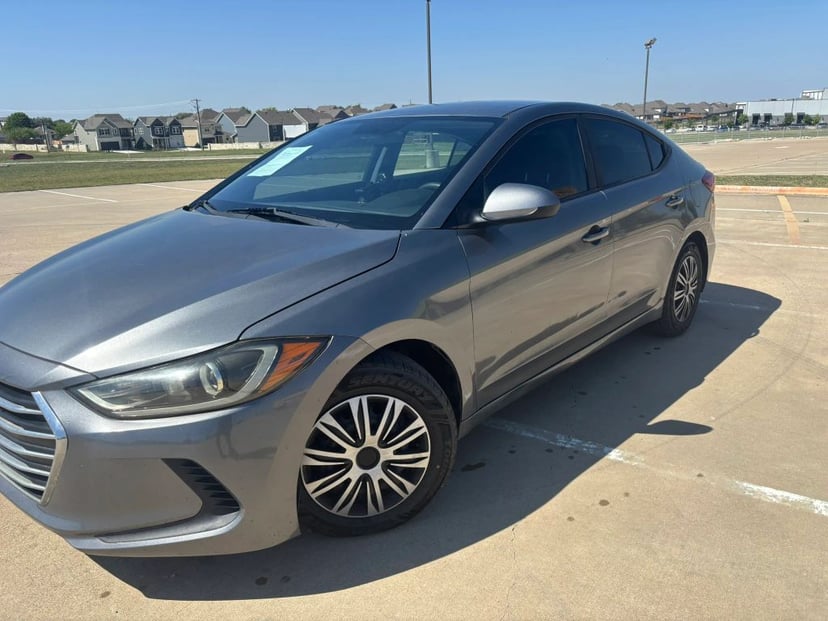2018 Hyundai Elantra - Image 1