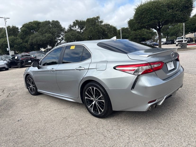 2020 Toyota Camry - Image 3