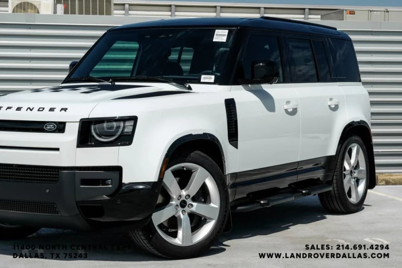2026 Land Rover Defender 110 X-Dynamic SE 4D Sport Utility Fuji White - Image 3