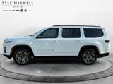 2026 Jeep Grand Wagoneer - Preview 13