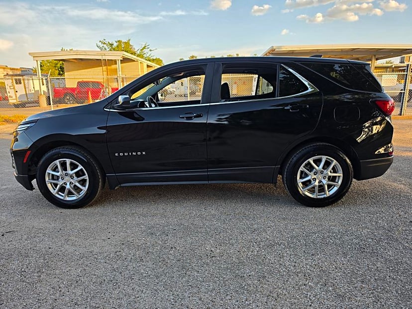 2023 Chevrolet Equinox - Image 1
