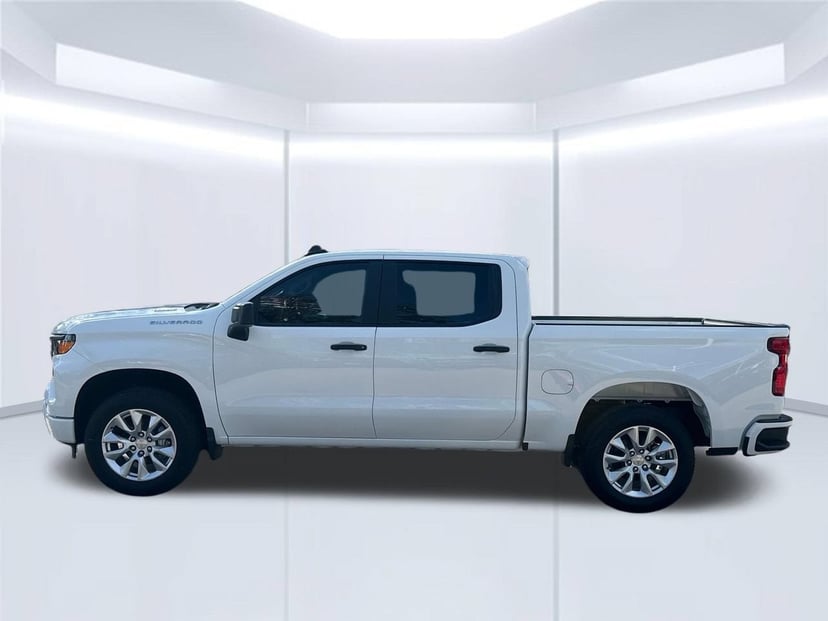 2026 Chevrolet Silverado 1500 - Image 1