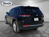 2025 Jeep Grand Cherokee - Preview 3