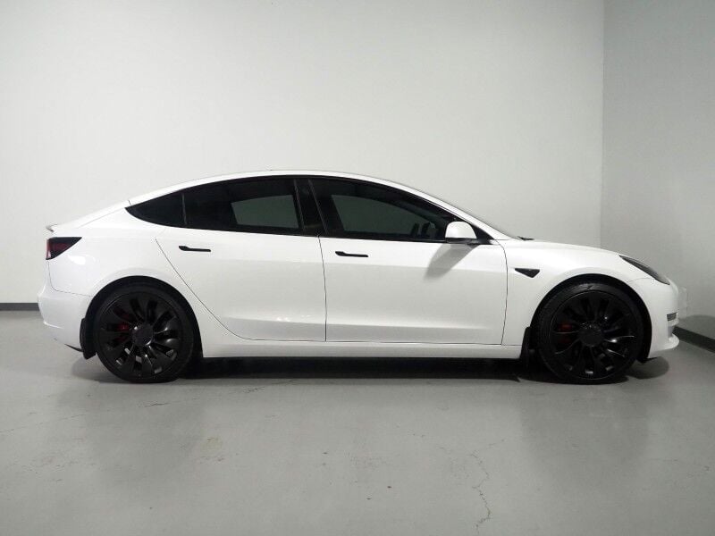 2023 Tesla Model 3 Performance AWD - Image 2