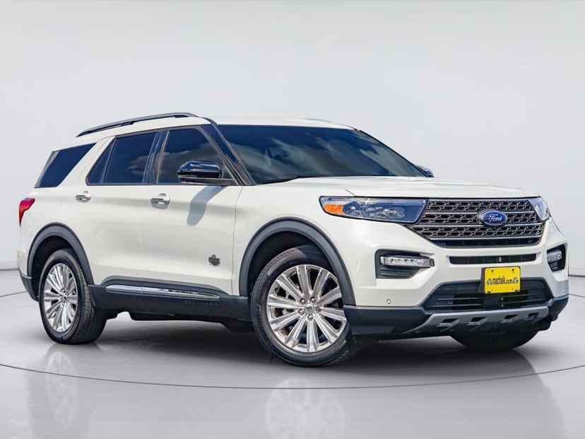 2022 Ford Explorer - Image 1