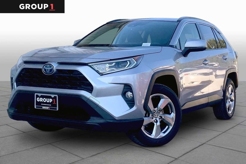 2021 Toyota RAV4 - Image 1