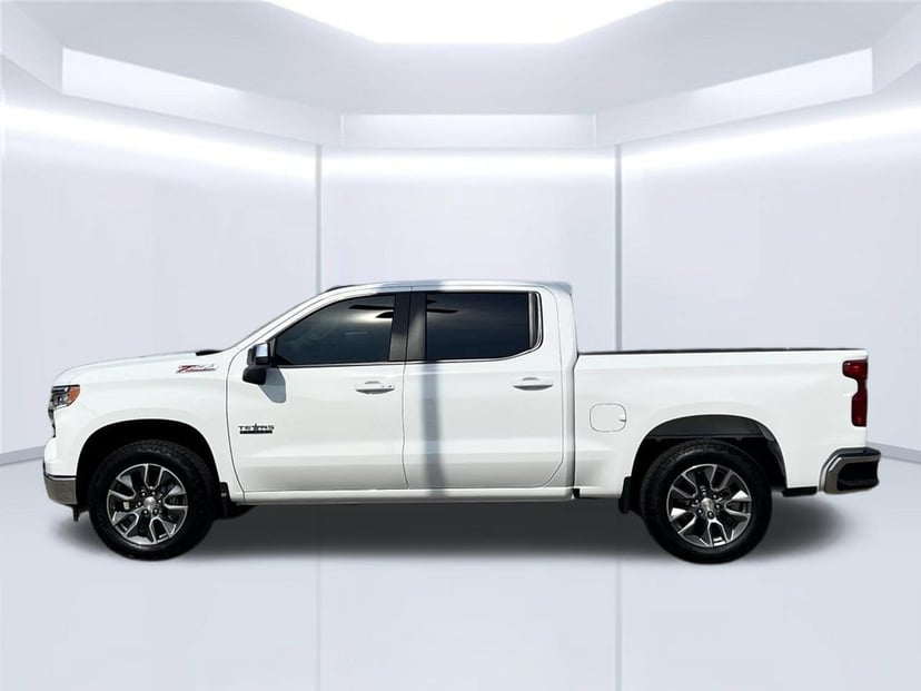 2026 Chevrolet Silverado 1500 - Image 2