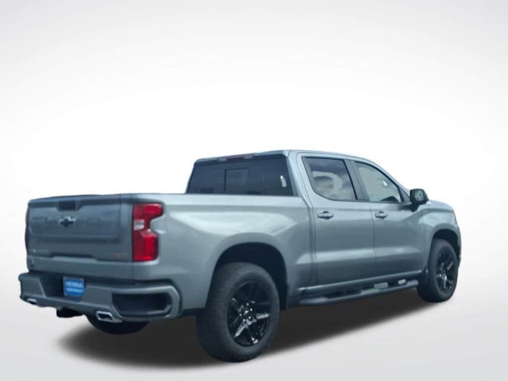 2026 Chevrolet Silverado 1500 - Image 2