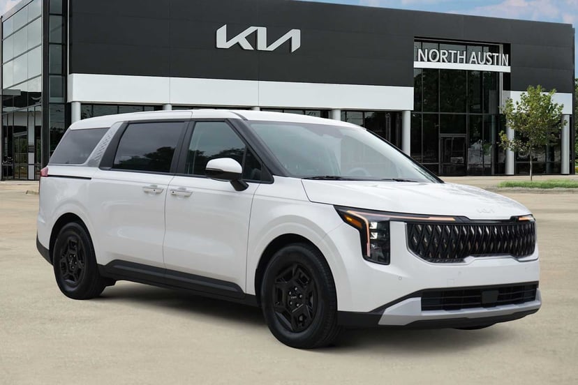 2026 Kia Carnival - Image 1