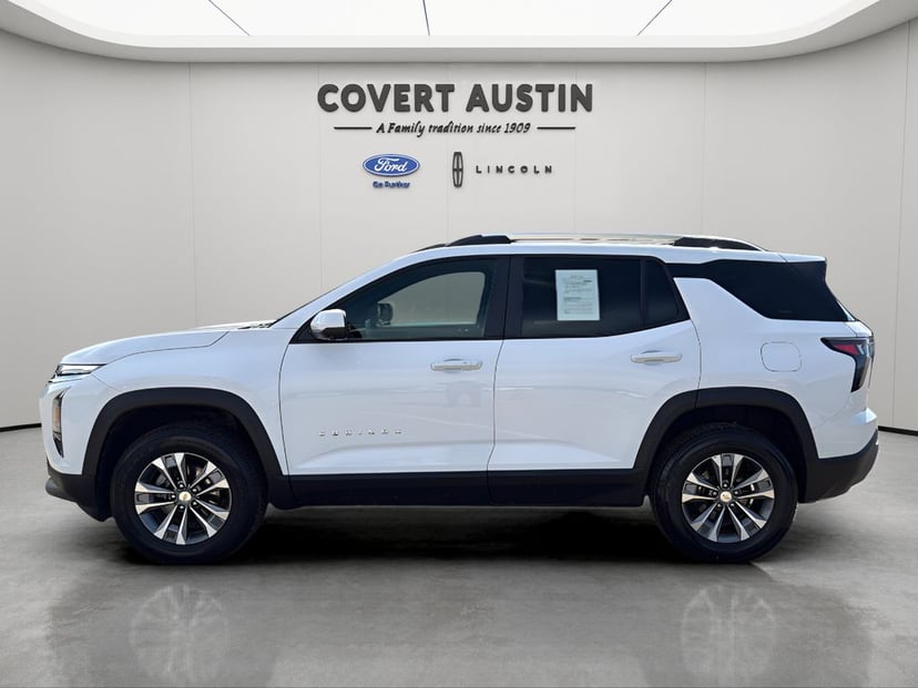 2025 Chevrolet Equinox - Image 2