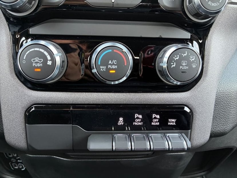 2026 Ram 1500 - Image 3