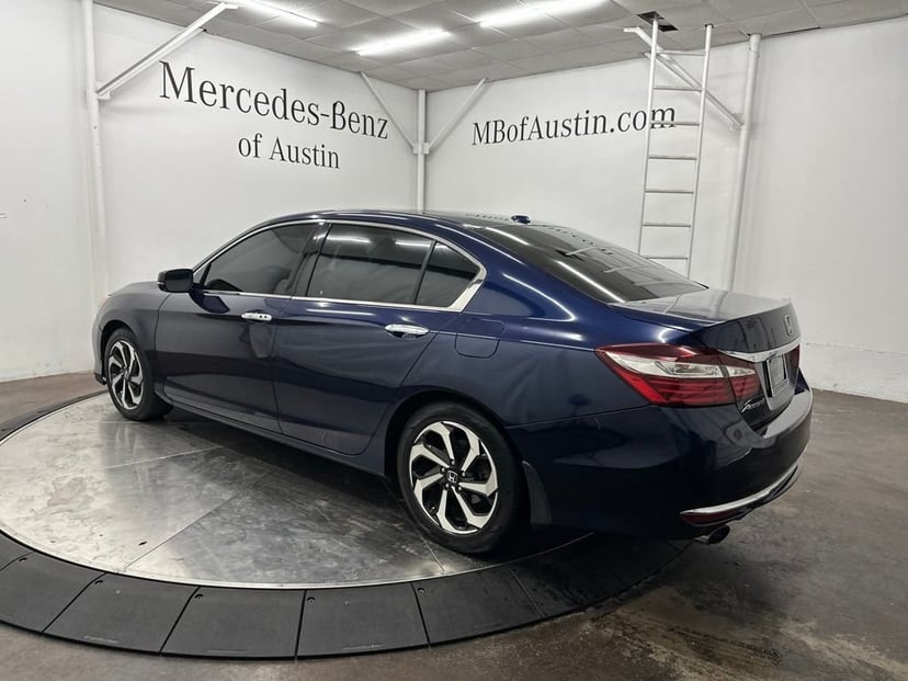 2017 Honda Accord - Image 2