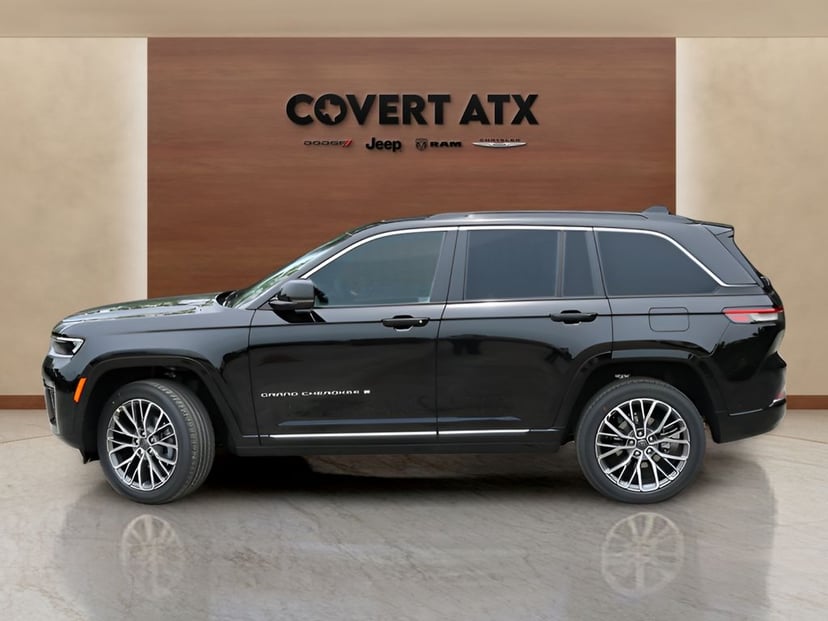 2026 Jeep Grand Cherokee - Image 2