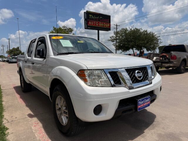 2019 Nissan Frontier - Image 2