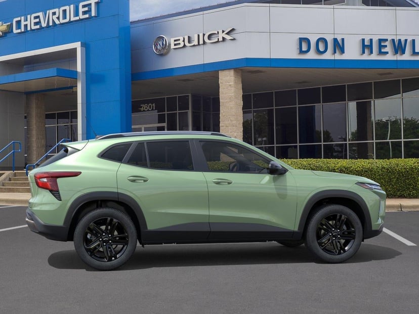 2026 Chevrolet Trax - Image 2