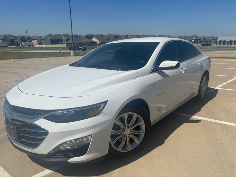 2022 Chevrolet Malibu - Image 1