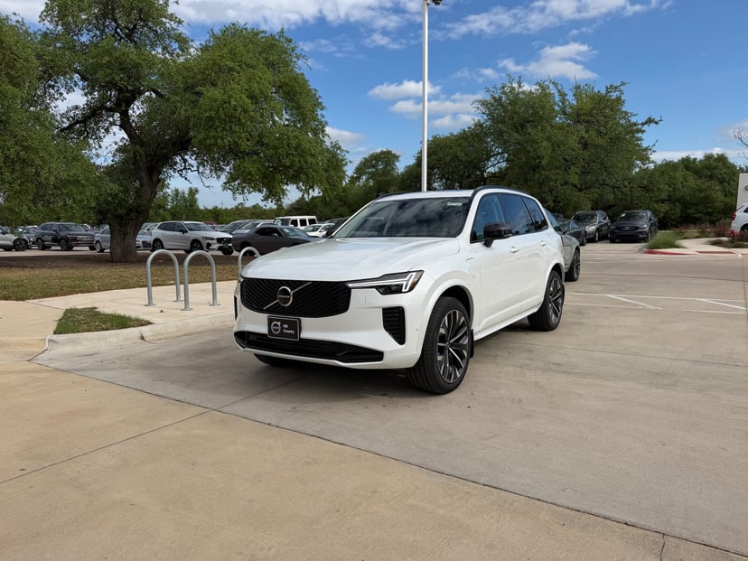 2026 Volvo XC90 - Image 1