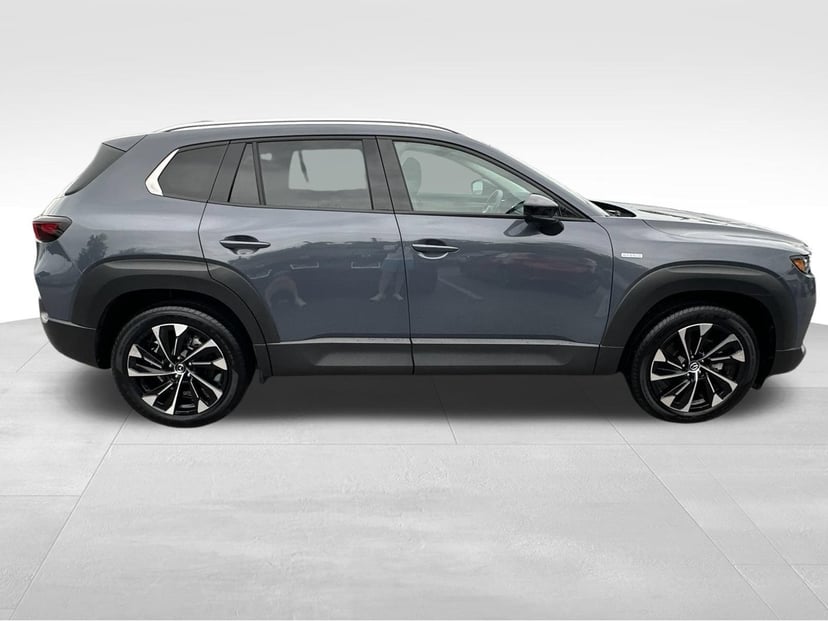 2025 Mazda CX-50 - Image 2