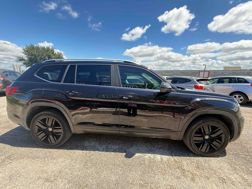 2018 Volkswagen Atlas - Image 1