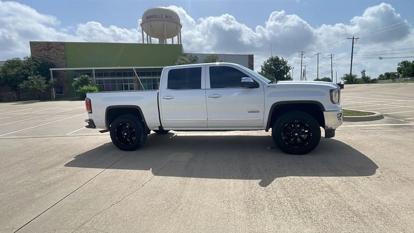 2017 GMC Sierra 1500 - Image 2