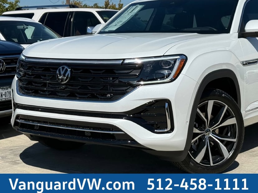 2026 Volkswagen Atlas Cross Sport - Image 1