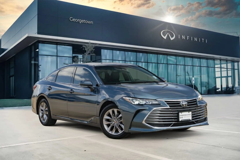 2021 Toyota Avalon - Image 1