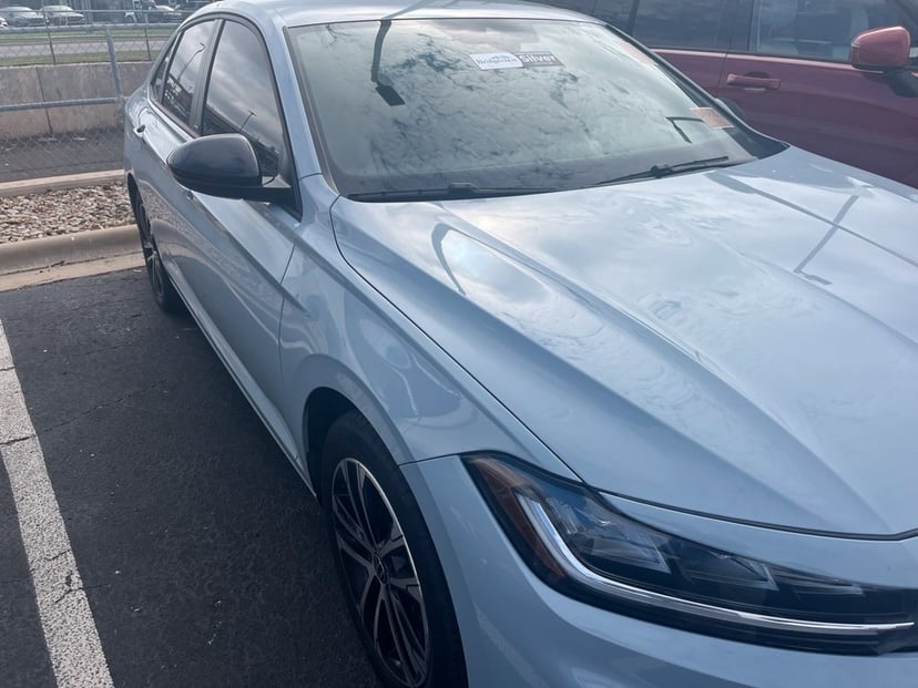 2025 Volkswagen Jetta - Image 1