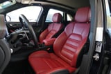 2024 Porsche Macan - Preview 10