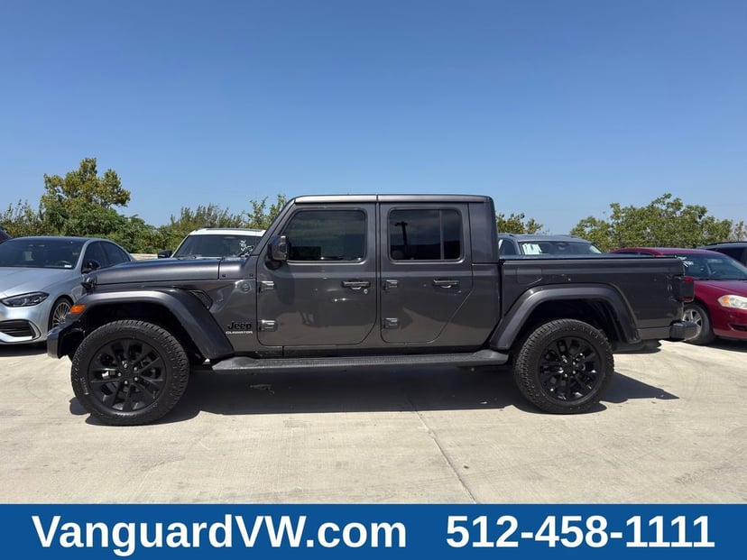 2021 Jeep Gladiator - Image 2