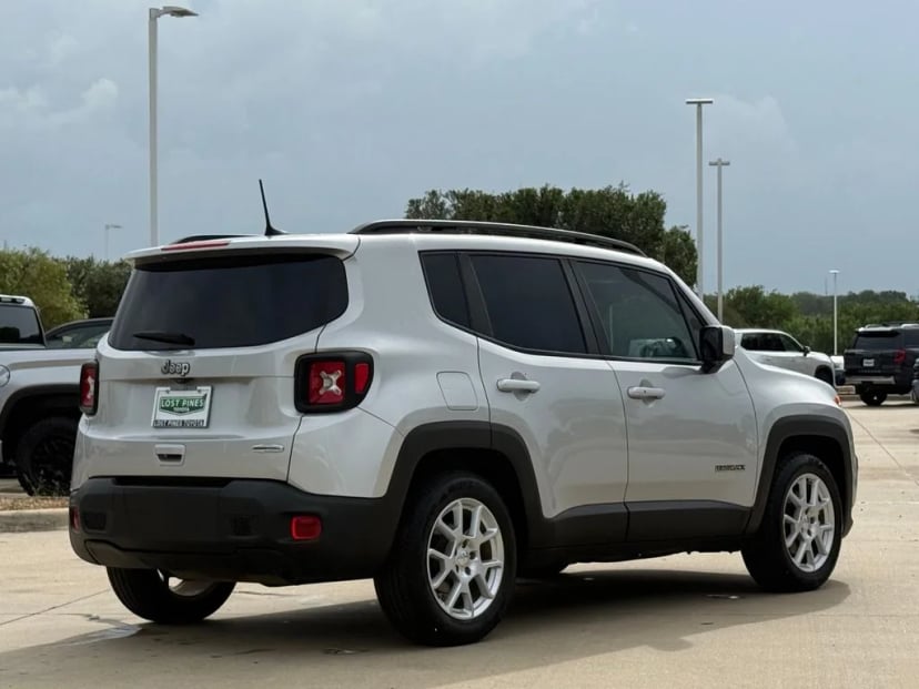 2021 Dodge Renegade - Image 3