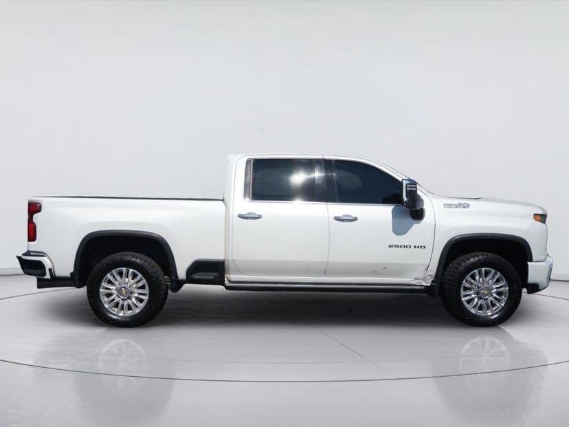 2023 Chevrolet Silverado 2500 HD - Image 2