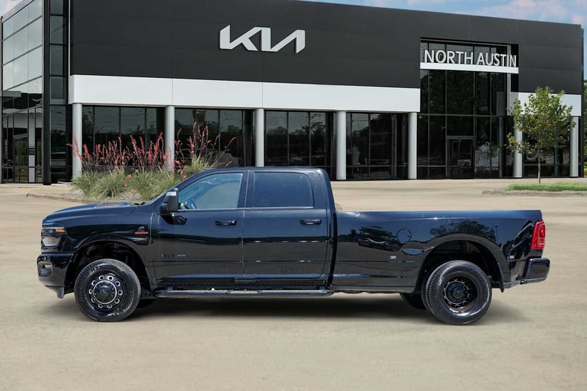 2025 Ram 3500 - Image 2