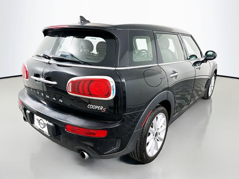 2016 MINI Cooper S Clubman 4D Wagon Black - Image 2