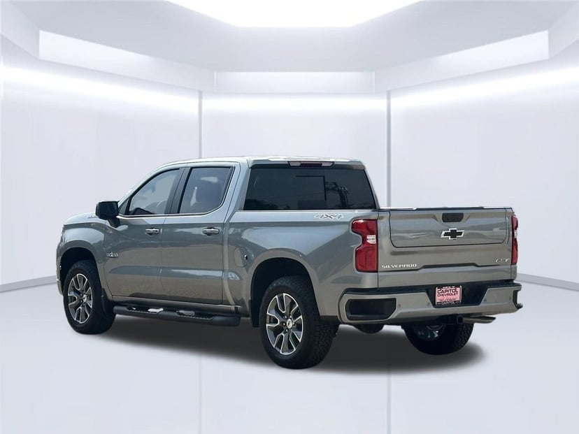 2026 Chevrolet Silverado 1500 - Image 2