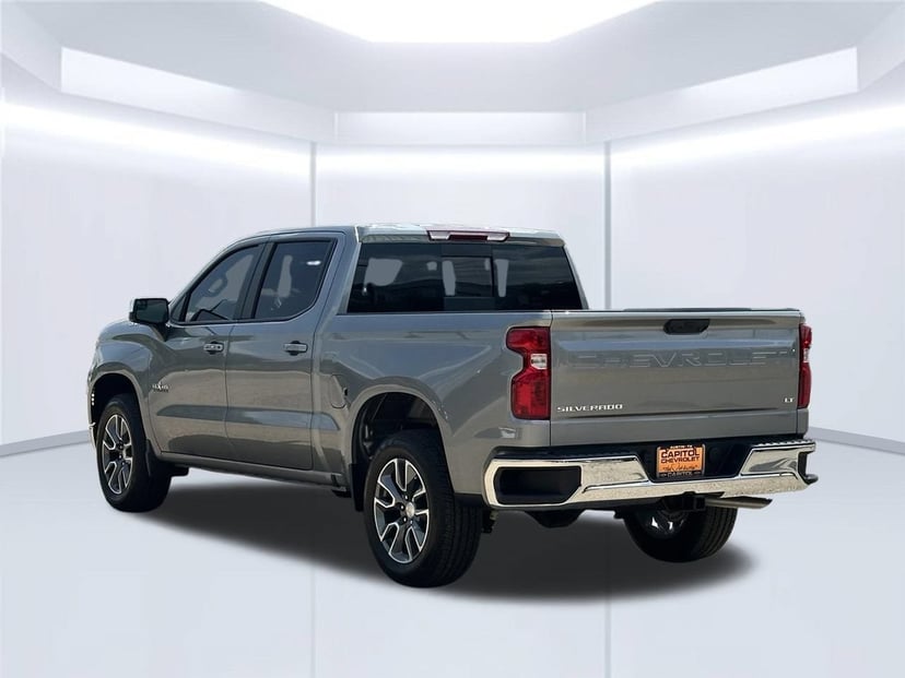 2026 Chevrolet Silverado 1500 - Image 2