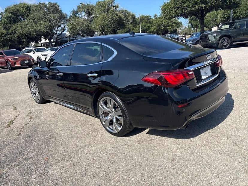 2015 INFINITI q70l - Image 3