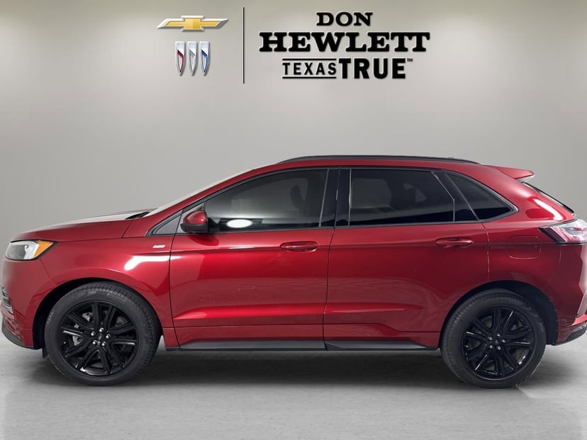 2024 Ford Edge - Image 2