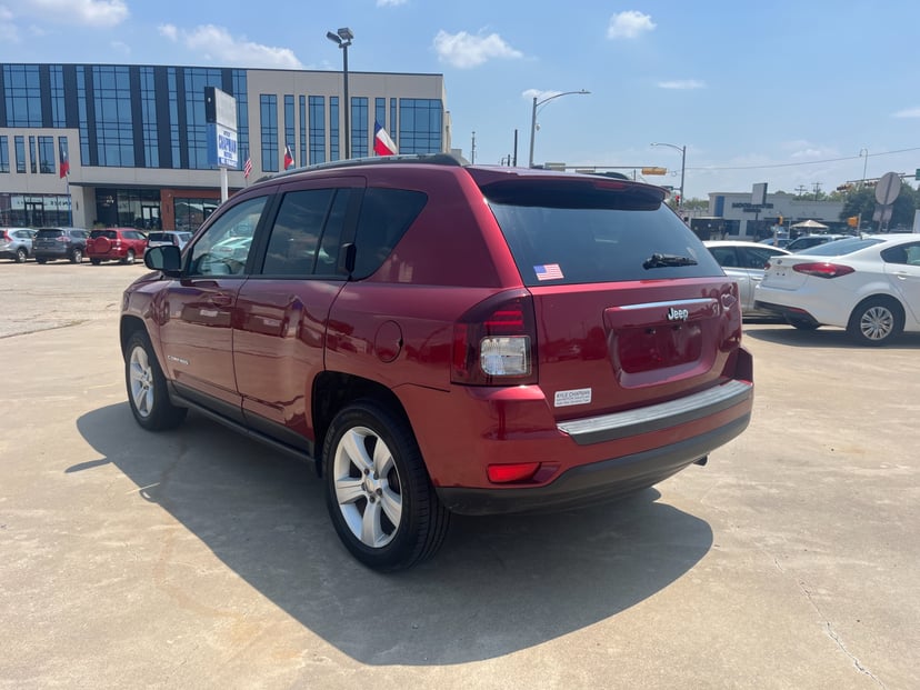 2017 Jeep Compass - Image 3
