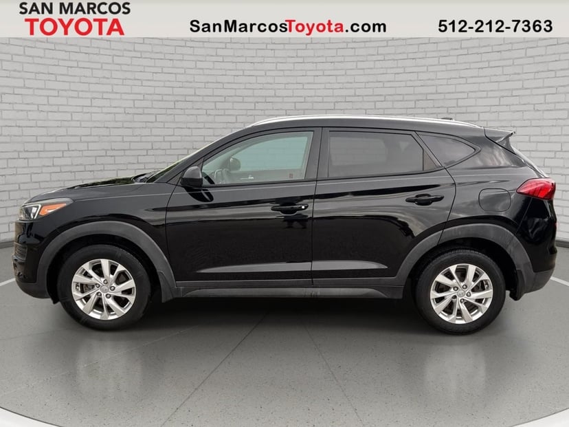 2021 Hyundai Tucson - Image 2