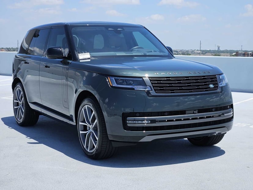 2026 Land Rover Range Rover - Image 2