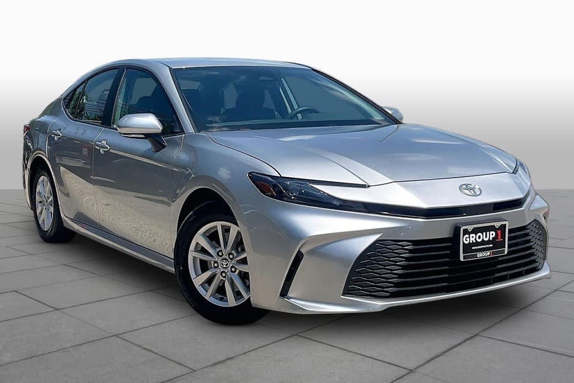 2025 Toyota Camry - Image 2