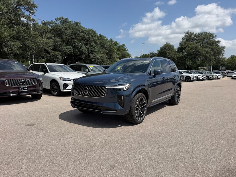 2026 Volvo XC90 - Image 1