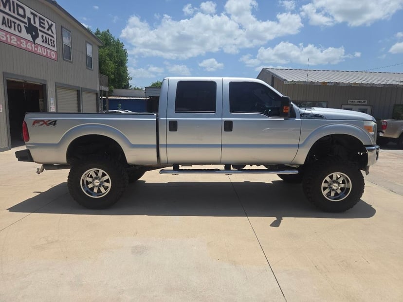2012 Ford F-250 - Image 3